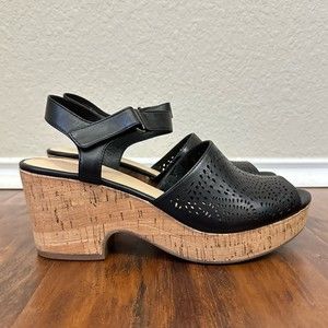 NIB CLARKS Maritsa Nila Sandal Black Leather #32121